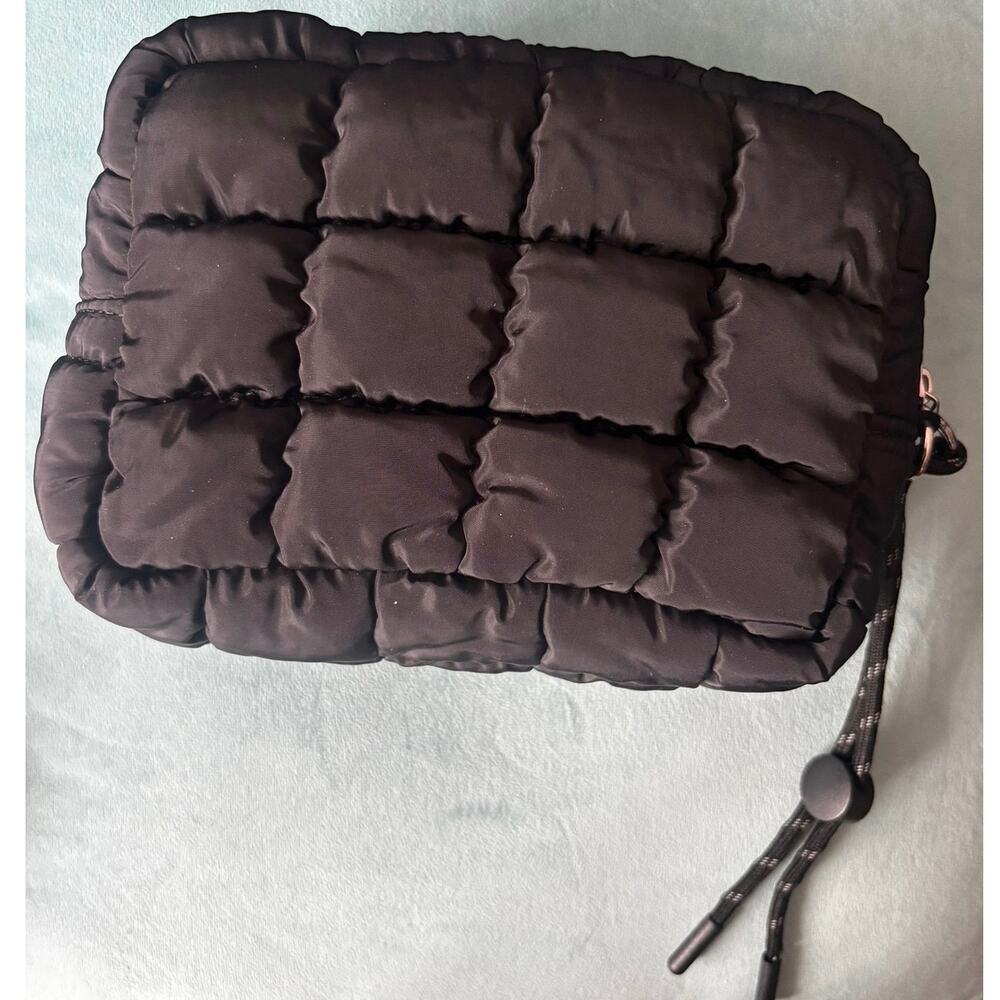 FP Movement Quilted Mini Case - Picture 3 of 8